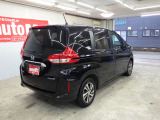 車内もキレイで嫌なニオイもありません。