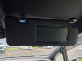 運転席のサンバイザーです。