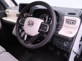 当社では全車、納車前にサービス工場で12ヶ月点検相当の整備を実施しております。そこで確認された不具合箇所は修理しておりますのでご安心下さい。