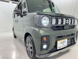 明るいライトが夜道を明るく照らしてくれます。 運転する上で、道路状況をいかに早く認識できるか重要なポイントです。 白色光が暗い道も明るく照らしてくれますよ。