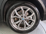 BMWならではの卓越した走りを支えるホイールと足回りです!