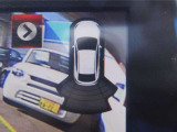 車両周辺の確認を補助するパーキングセンサーです。