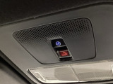 Honda CONNECTサービス対応車です。Honda CONNECT用緊急通報ボタン/トラブルサポートボタンが付いています。