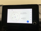 【8インチディスプレイオーディオ】各種オーディオ機能とスマホ連携機能を搭載。コネクティッドナビ対応。車載ナビ機能は搭載されていません。機能の詳細につきましては、展示店舗までお尋ねください。