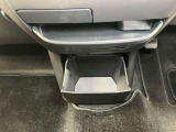 【インストセンターロアボックス】CDなどが収納できる格納式のボックス!