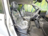 運転席シート廻りは使用感も少なく、良好な状態となっています。丁寧に使われていたことがよくわかりますね。