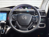 ◆ハンドル全体◆各種スイッチがハンドルから手を放さず操作できるので運転中でも楽に操作できます。