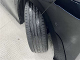 タイヤサイズは225/55R19!残り溝は5ミリ程度です!