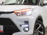 LEDヘッドライトです。デザイン性がよくとても明るいので、夜間の走行や悪天候でも安心です。しかも長寿命!