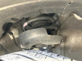 お車を安心してお乗りいただく為には、足回りの定期点検が欠かせません。サービスサポート(有償保証)では無料点検もご提供しており、安心のカーライフをお過ごしいただけるサポート体制が整っています。