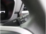 <AUTOライト>周囲の明るさをセンサーでキャッチして、ヘッドライトを自動的に点けてくれる賢い機能です!