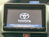 【純正ナビ】人気の純正ナビを装備しております。ナビの使いやすさはもちろん、オーディオ機能も充実!キャンプや旅行はもちろん、通勤や買い物など普段のドライブも楽しくなるはず♪