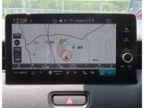 【ホンダコネクト対応ナビ】快適な操作性で、使える機能が満載!自動地図更新機能や24時間365日緊急サポート、スマートフォンを使ったドアロック解除・エンジン始動などといった便利な機能が搭載されています。