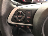【ステアリングスイッチ】左です。ハンドルから手を離さず、運転に集中したまま手元でオーディオ操作等ができます。
