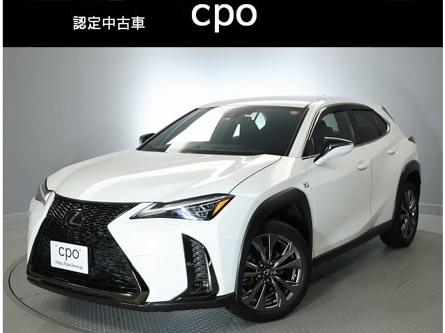 UX 200 Fスポーツ