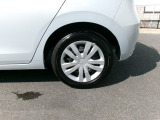 車体にぴったりの純正ホイールです。
