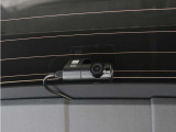 スーパーナイトビジョン2.0をリアカメラにも搭載。夜間走行や暗い駐車場などの低照度環境でも鮮明な映像で録画することができます。スマートフォンとPCで映像を確認できます。安心の純正品です。