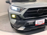 ★LEDヘッドライト★LEDは明るく遠くまで照らす光量で夜間走行の視認性を高めます。長寿命で省電力!見た目もスタイリッシュです。