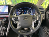 【純正革巻きステアリング】上質な革を使用することで、手にしっかり馴染みとても運転しやすいハンドルです♪