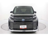 LEDランプ車 白く照らされるのが特徴です。明るいだけでなく、周囲からの認知されやすく歩行者や死角にいる方へアピール効果、安全性が飛躍的に向上します!
