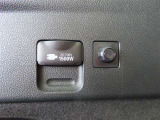 非常時やキャンプなどに役立つAC100Vコンセント付きです。