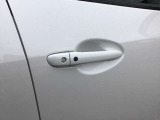 握りやすいドアノブ。