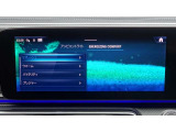 【エナジャイジングパッケージプラス】空調、照明、音楽、パフュームアトマイザー、シートの快適機能などをトータルでコントロールし、乗る人にリフレッシュやリラックスをもたらします。