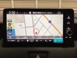 多機能と操作のしやすさを両立した、Honda CONNECT対応のナビディスプレーです。ETC2.0車載器もナビゲーション連動し、スマートフォン用Bluetoothユニット付きです。