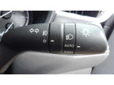 ライトもAUTO機能が付いていて、暗くなると自動で点灯し、明るくなると自動で消灯するので、大変お役にたちますよ!!