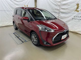 走りにこだわりながら収納力も持ち合わせたお車です。