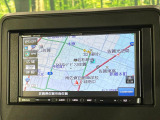 【ナビゲーション】目的地までしっかり案内してくれる使いやすいナビ。Bluetooth接続すればお持ちのスマホやMP3プレイヤーの音楽を再生可能!毎日の運転がさらに楽しくなります!!