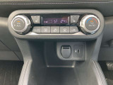フルオートエアコン 温度設定をすれば自宅のエアコンのように車内の温度をコントロール