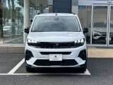 新車保証継承納車前点検整備 12ヶ月点検相当と独自点検項目の点検整備、及び消耗部品15品目(バッテリー、ワイパーブレードなど)の、点検交換