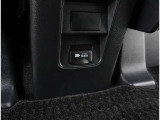 AC電源 AC100V・1500W 室内コンセント(センターコンソールボックス後方)