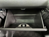 【グローブボックス】車検証入れにピッタリです☆