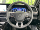 【ステアリングスイッチ】運転中、前方から目線をそらすことなく、オーディオ等の操作が可能な便利機能!安心&快適なドライブを演出してくれます♪