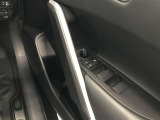 運転席からの操作で空気の入れ替えができて快適な室内空間へ☆