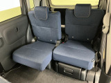 【スライドシート】後席にもスライド機構があることで、細やかに荷室スペースを確保!日常の様々なシーンに対応します♪