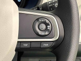 パワーモードと燃費重視のエコモードが選択できるDassist切り替えスイッチに加え、高速道路を快適に走行できる全車速追従機能付アダプティブクル-ズコントロ-ルスイッチが付いています(^^♪
