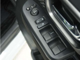 ◆パワーウィンドウスイッチ◆運転席から全席の窓の開閉操作を行うことが出来いつでも換気ができます!