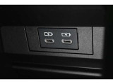 USB端子ソケット装備!