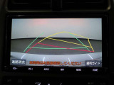 バックモニターで、後方を確認しながら安心して駐車することができます。運転初心者も熟練者も必須の機能ですよ!