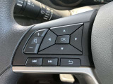 ステアリングスイッチ搭載!ハンドルひとつで手を離さなくても運転中視線をそらさなくても操作が出来て便利です