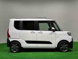 ドアは約90度に開くので荷物も積み込みやすく、乗り降りもしやすい♪ アウトドアで楽しく快適に過ごせる工夫がいっぱいです♪♪