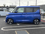 当店は照明・屋根付きスペースございますので雨天時も安心して現車確認が可能です。