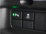 ◆パーキングセンサーシステム◆車庫入れの時などに近くに障害物がある場合、障害物までの距離を音で知らせてくれます。