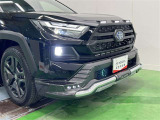 LEDヘッドランプで夜間も視界良好