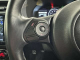 ステアリングスイッチ装備!運転しながら手元でオーディオの操作などができます。