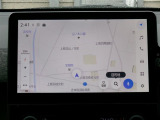 DCM(専用通信機)を装備したコネクティッドナビです。なお無償でのご利用期間は限定(令和11年2月まで)されています。詳しくは営業スタッフにお問い合わせください。