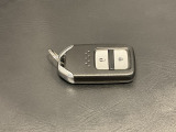 便利なスマートキー。ボタンひとつで開錠できます。